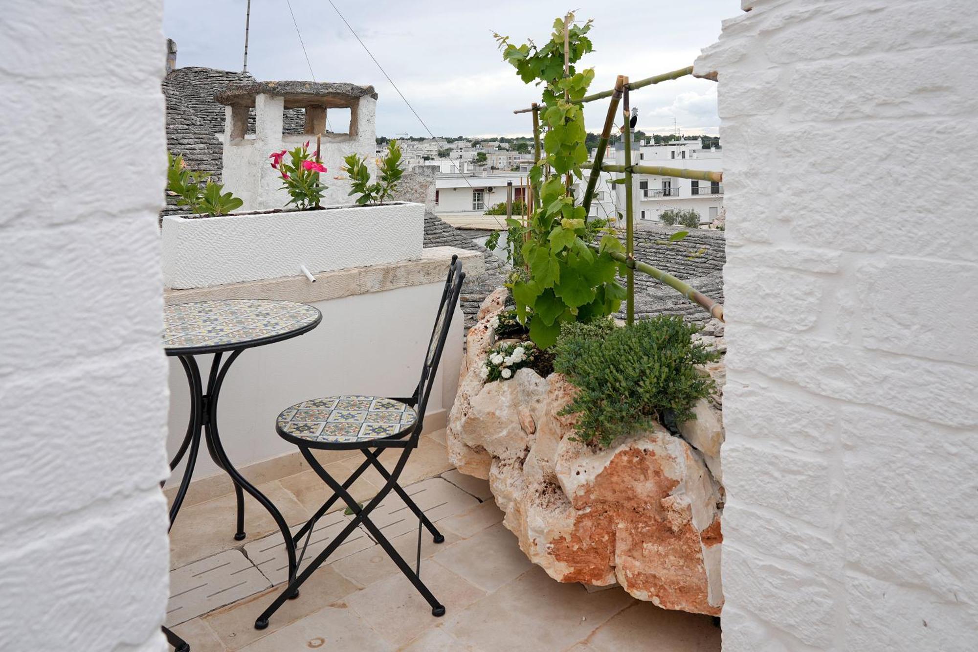 Вилла Trulli Occhi Di Pietra Historical Experience Альберобелло Экстерьер фото