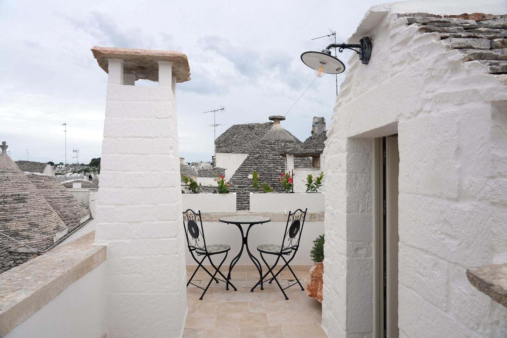 Вилла Trulli Occhi Di Pietra Historical Experience Альберобелло Экстерьер фото